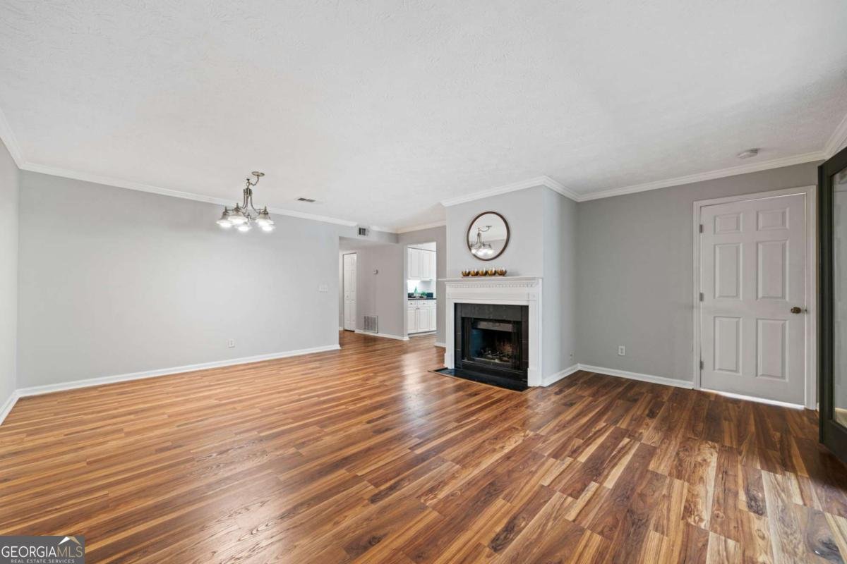 717 Beaufort Circle Duluth - 5