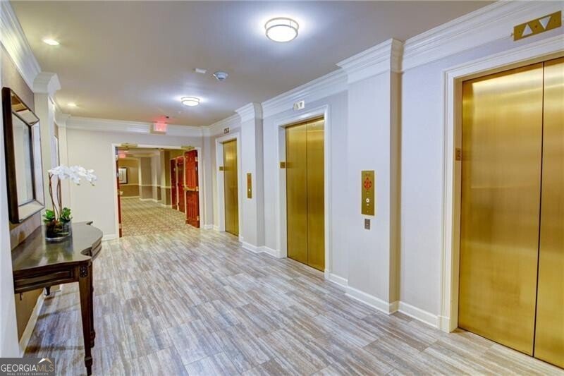 3334 Peachtree Road Atlanta - 6