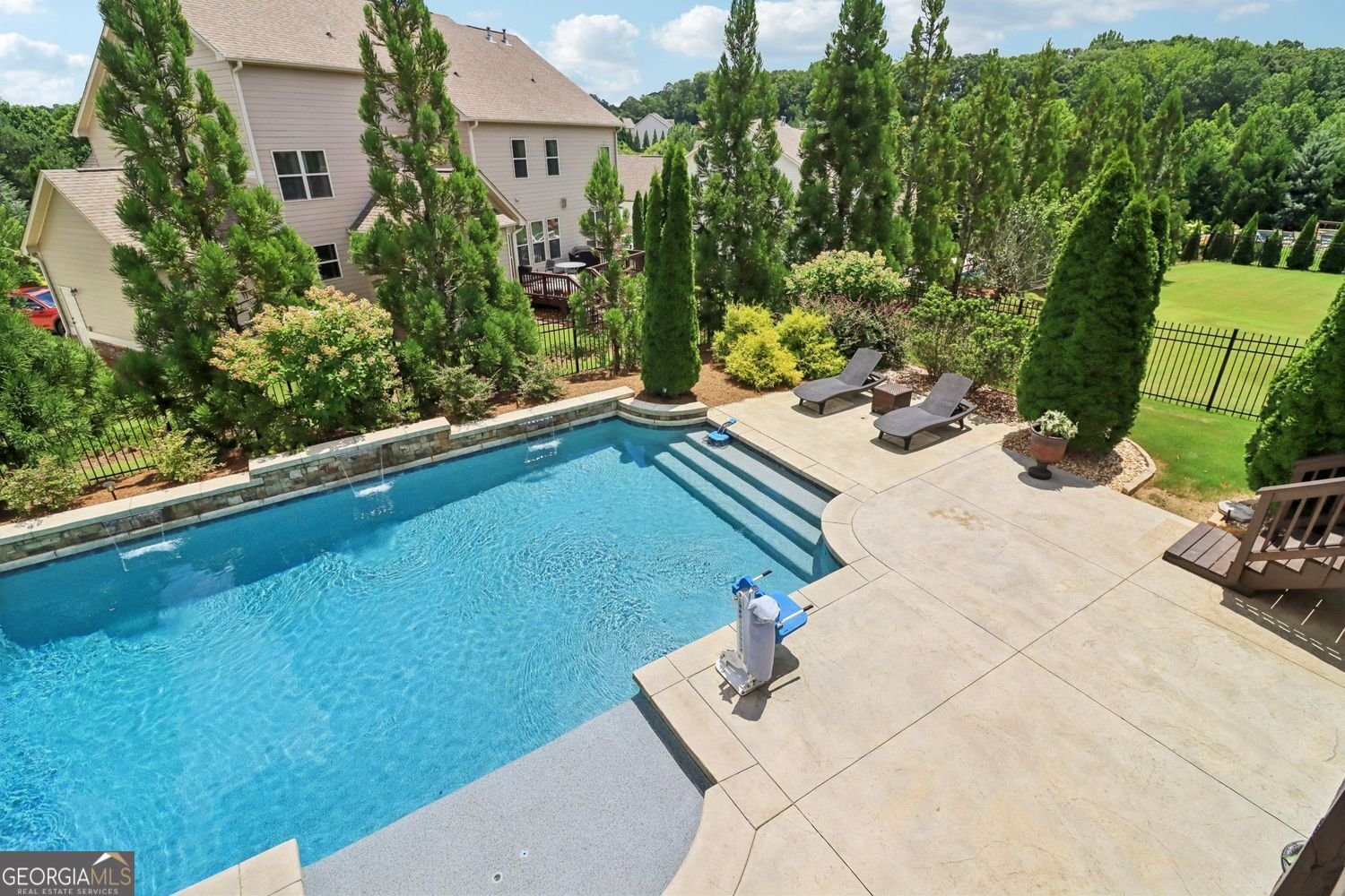 4425 Martel Drive Cumming - 44