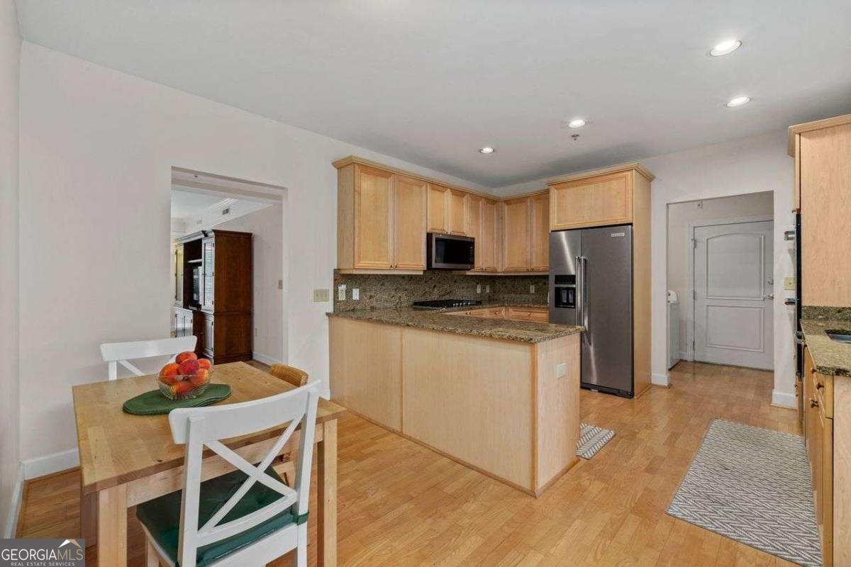 3101 Howell Mill Road Atlanta - 27