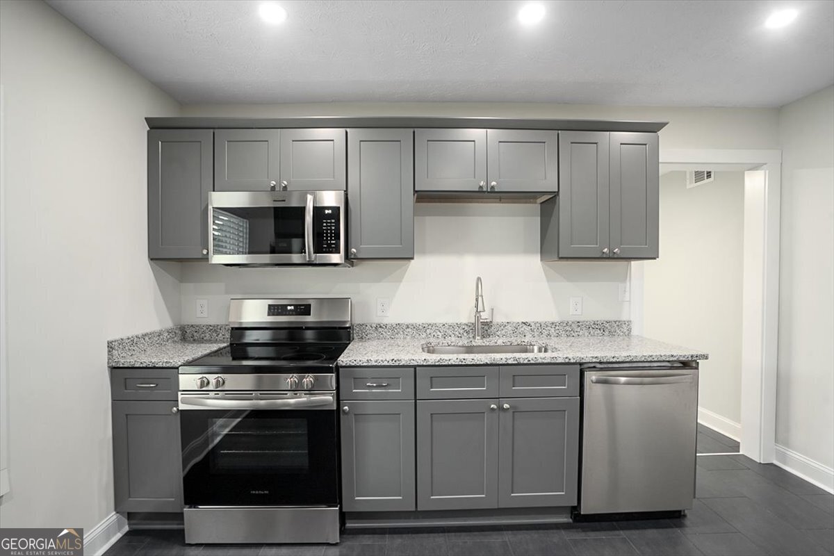 1038 Madison Avenue Monroe - 13