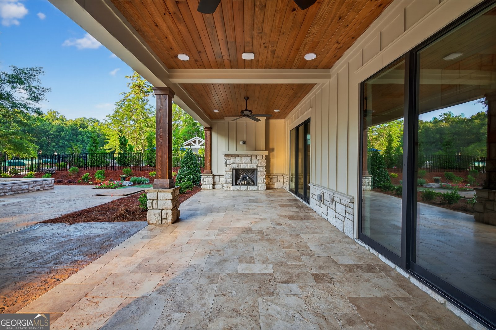 116 Collis Circle Eatonton - 1