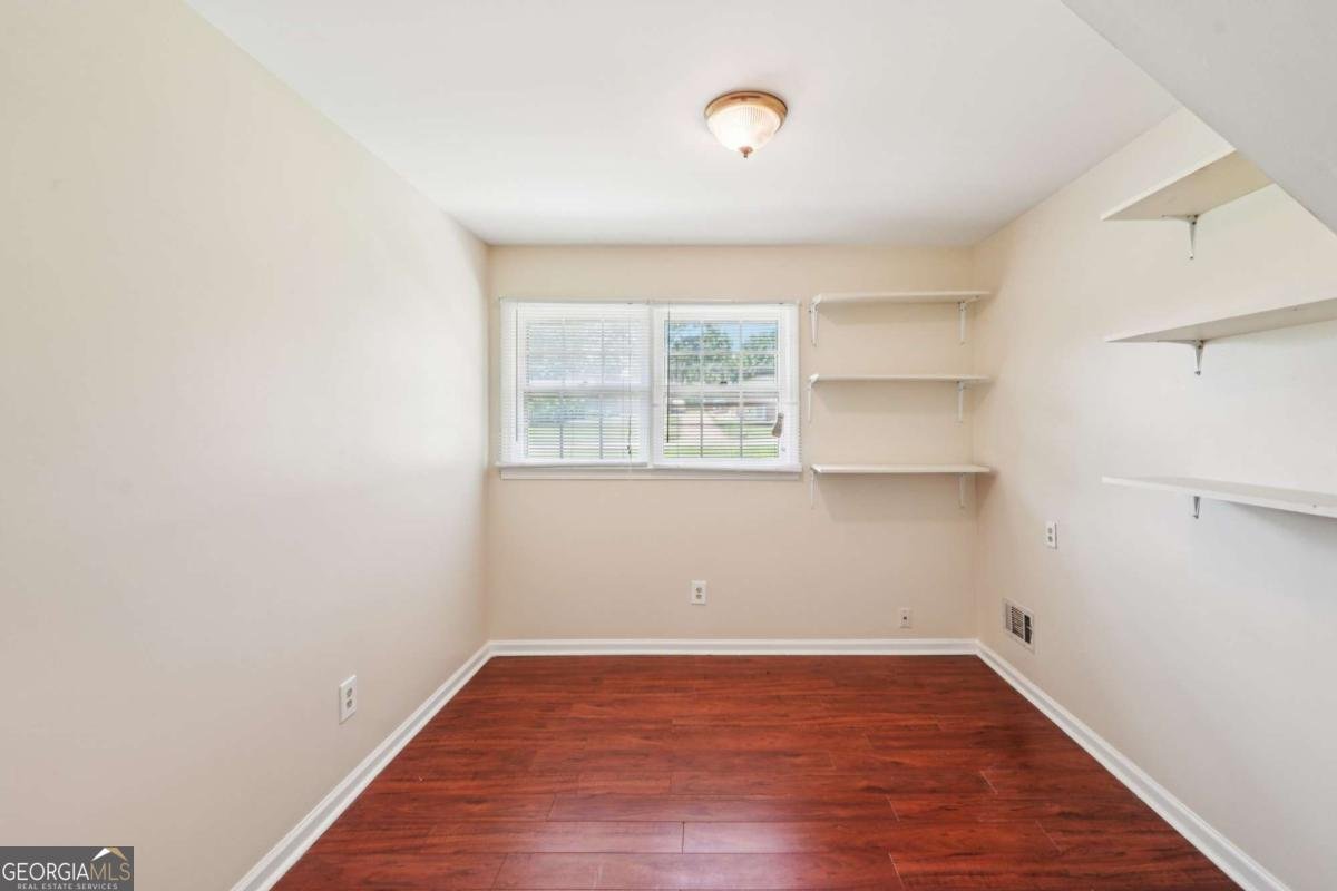 498 Cole Drive Lilburn - 18