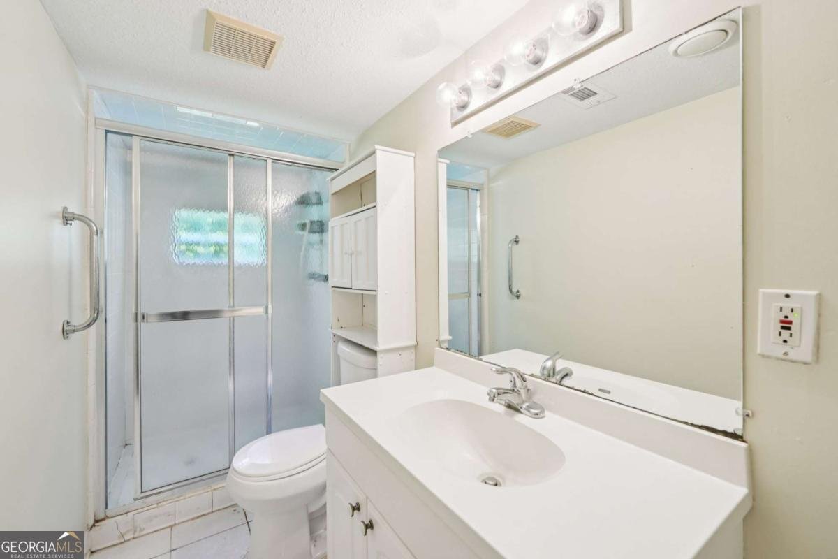 498 Cole Drive Lilburn - 21
