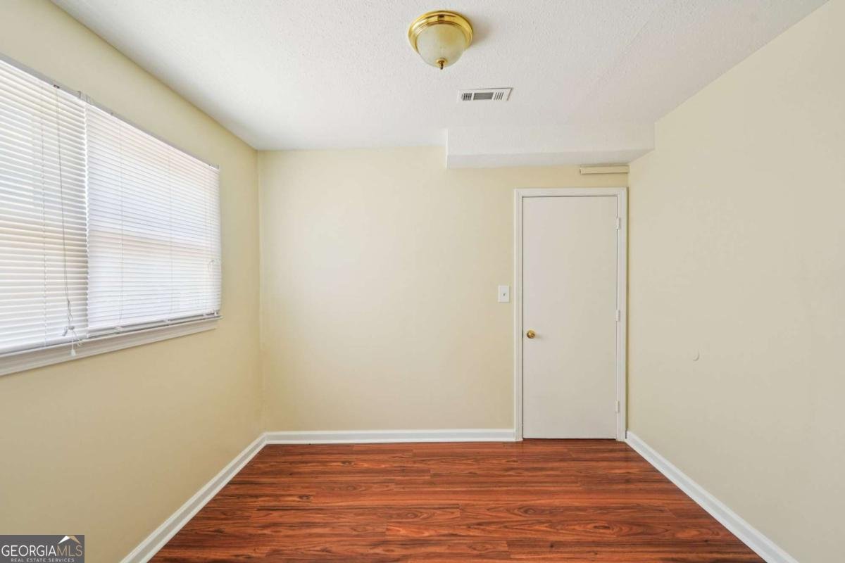 498 Cole Drive Lilburn - 23
