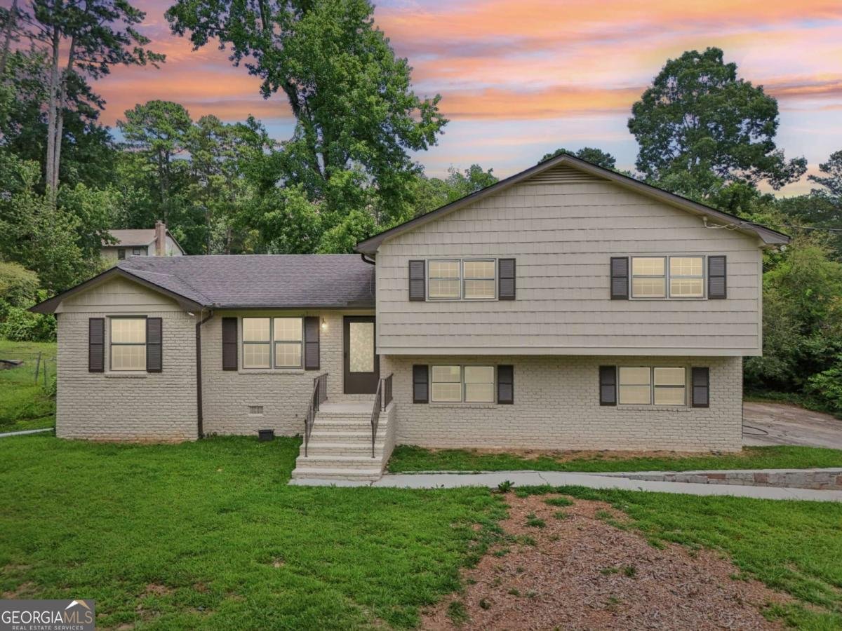 498 Cole Drive Lilburn - 28