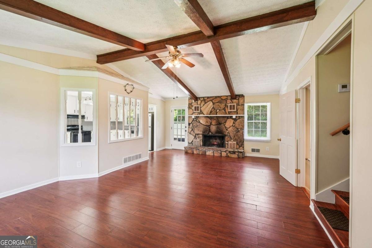 498 Cole Drive Lilburn - 7