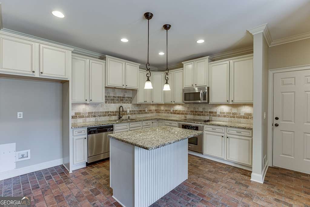 4481 Bogan Gates Trail Buford - 12