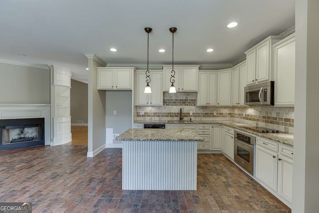 4481 Bogan Gates Trail Buford - 13