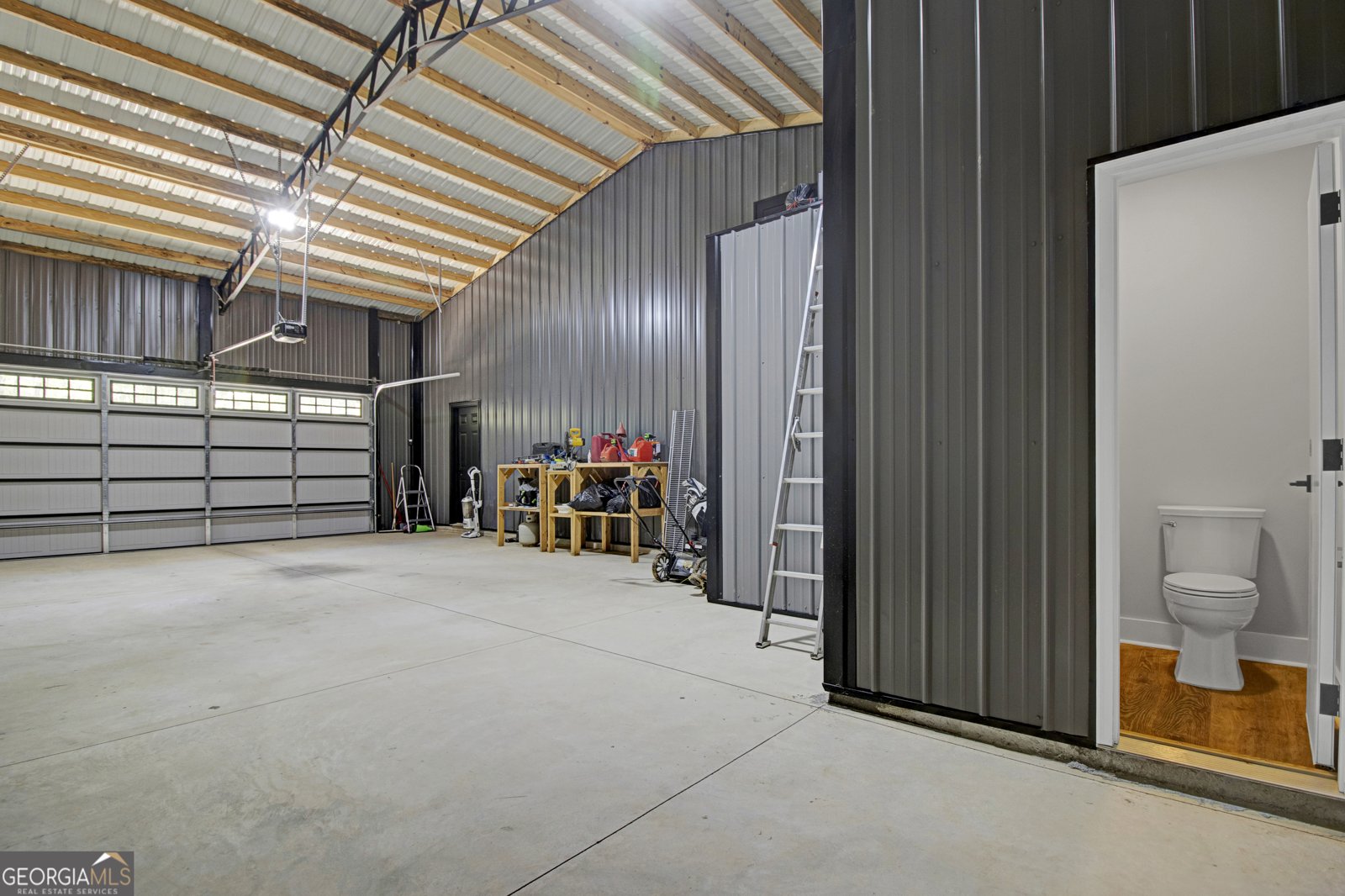 3317 HWY 42N Forsyth - 24