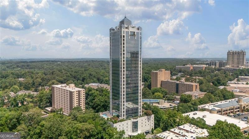 2828 PEACHTREE Road Atlanta - 17