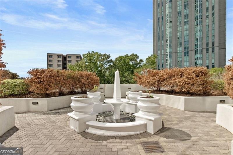 2828 PEACHTREE Road Atlanta - 24