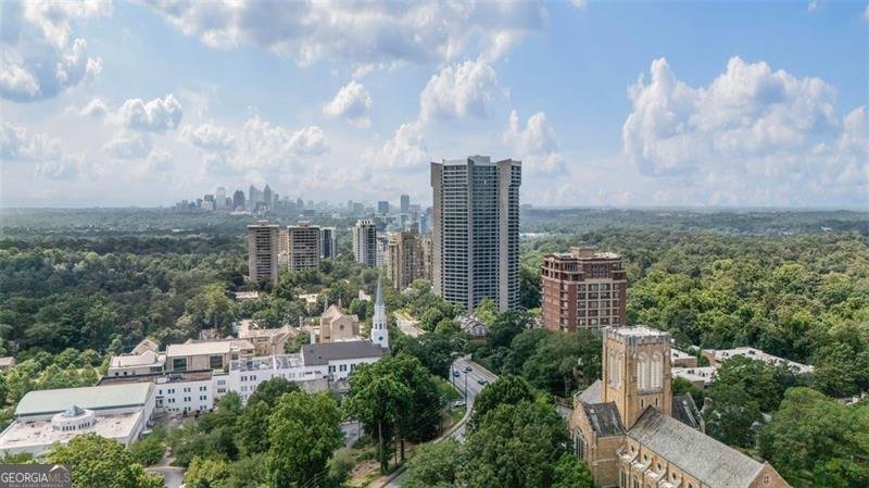 2828 PEACHTREE Road Atlanta - 41