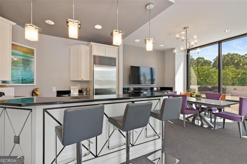 2828 PEACHTREE Road Atlanta - 43