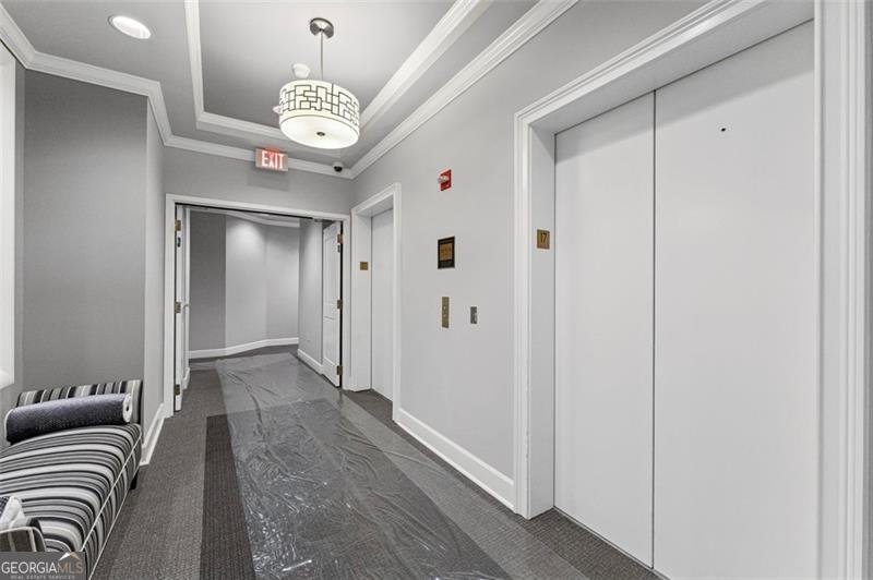 2828 PEACHTREE Road Atlanta - 9