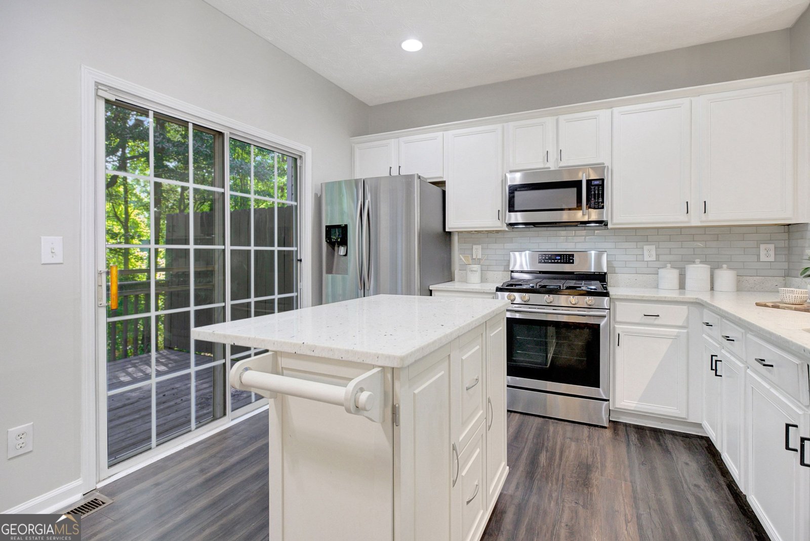 537 Lantern Wood Drive Scottdale - 10