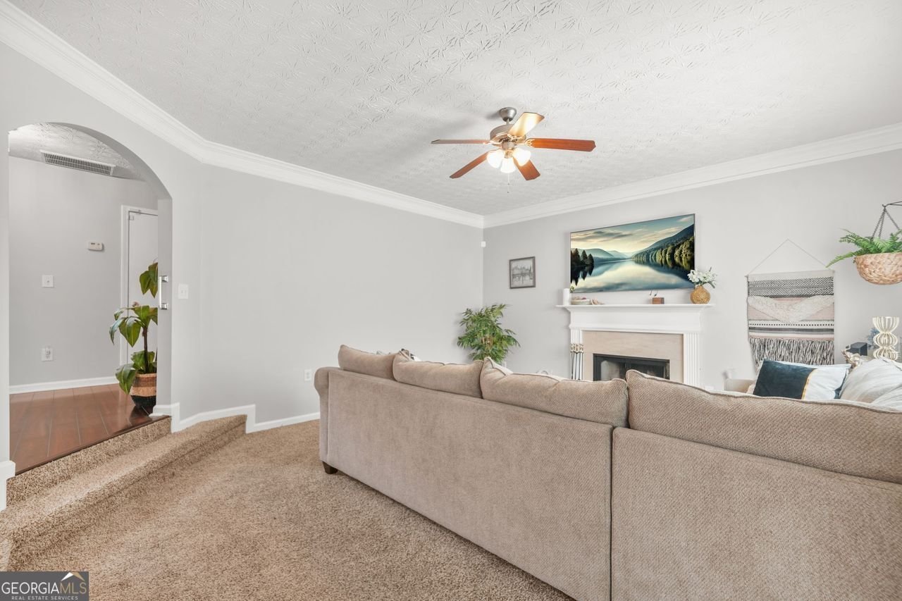 11223 GENOVA Terrace Hampton - 13