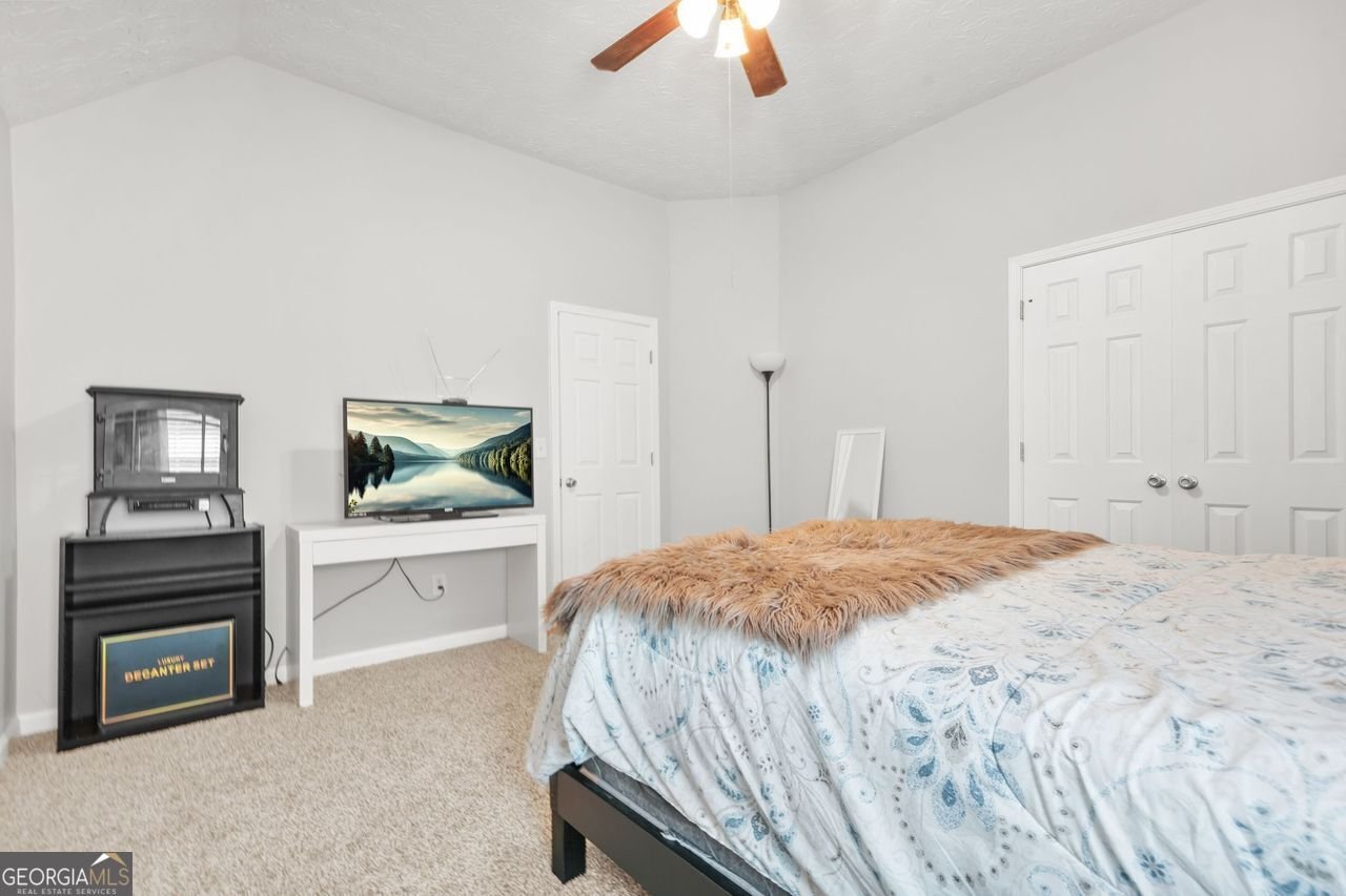 11223 GENOVA Terrace Hampton - 21