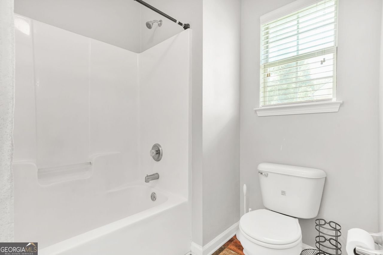 11223 GENOVA Terrace Hampton - 22