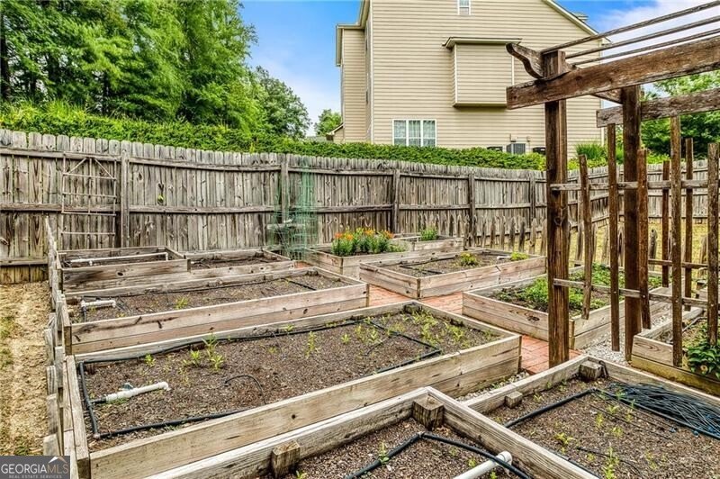 768 King Sword Court Mableton - 41