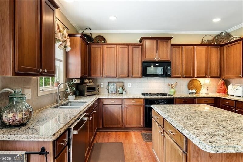 768 King Sword Court Mableton - 9