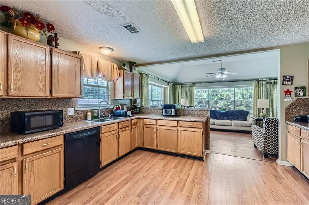 1736 Mossy Rock Cove LITHON - 13