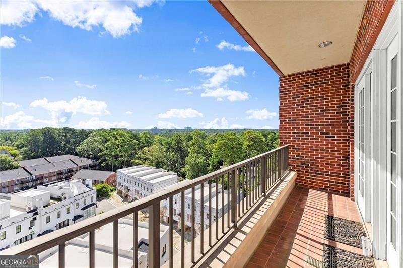 3657 Peachtree Road Atlanta - 11