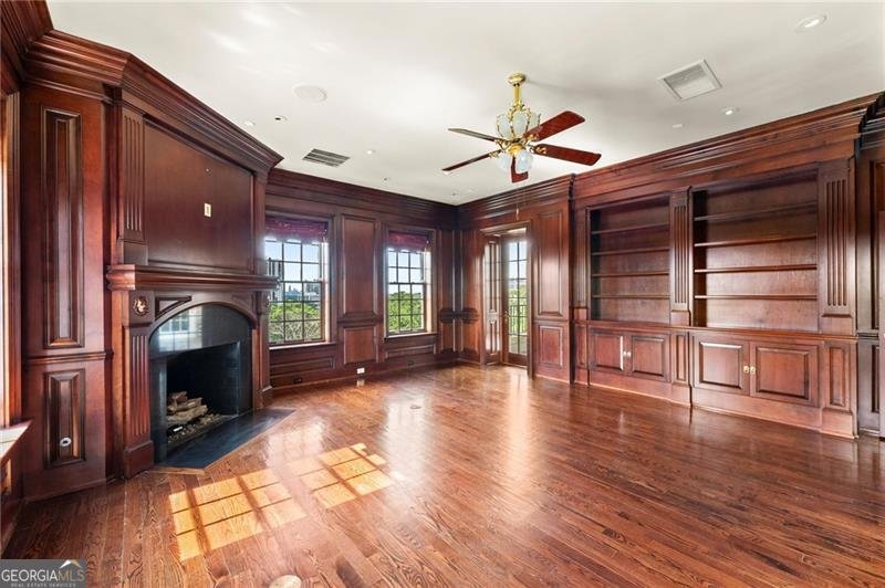 3657 Peachtree Road Atlanta - 19
