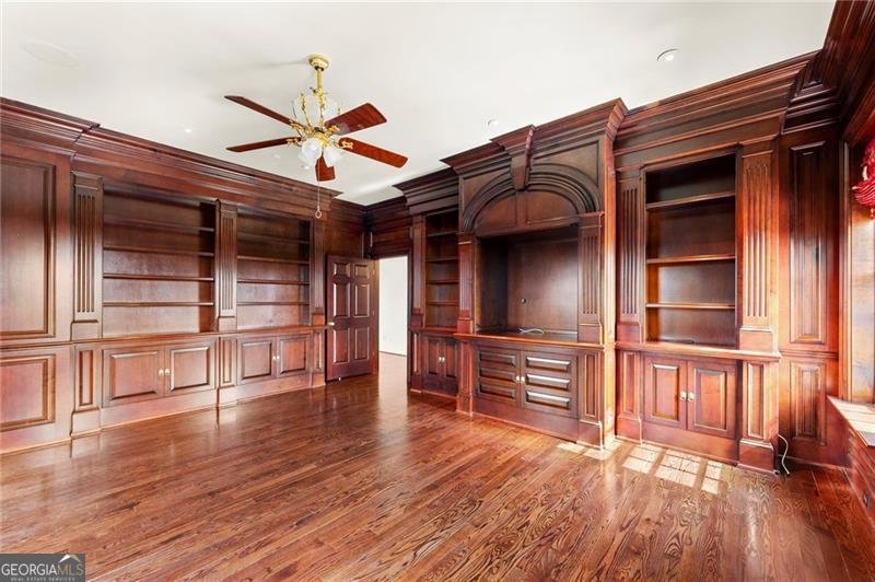 3657 Peachtree Road Atlanta - 20
