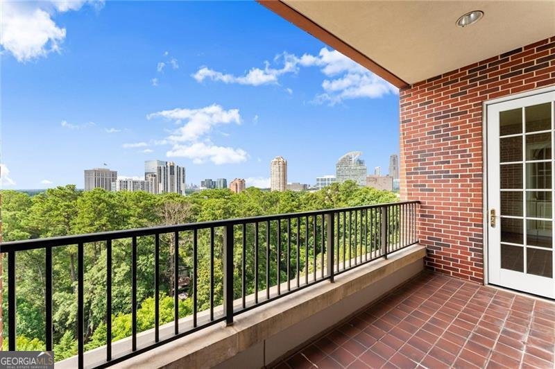 3657 Peachtree Road Atlanta - 30