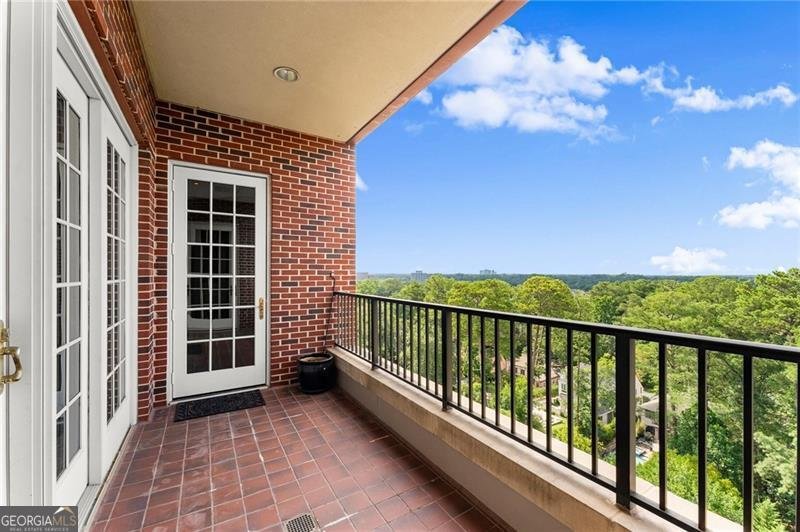3657 Peachtree Road Atlanta - 31