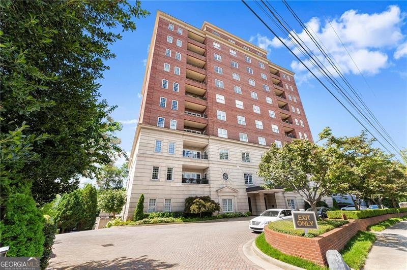 3657 Peachtree Road Atlanta - 53