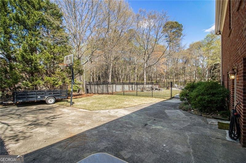629 Wellington Drive Winder - 52