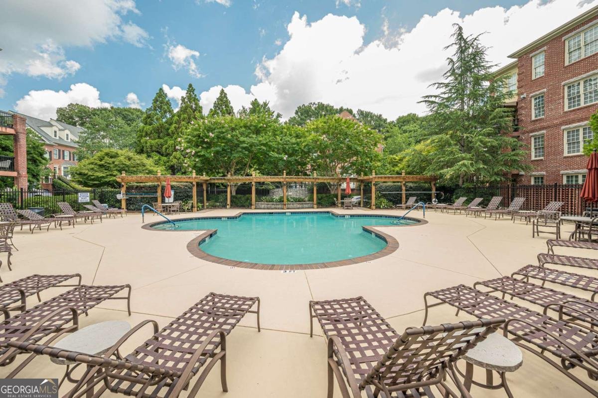 1735 PEACHTREE Street Atlanta - 17
