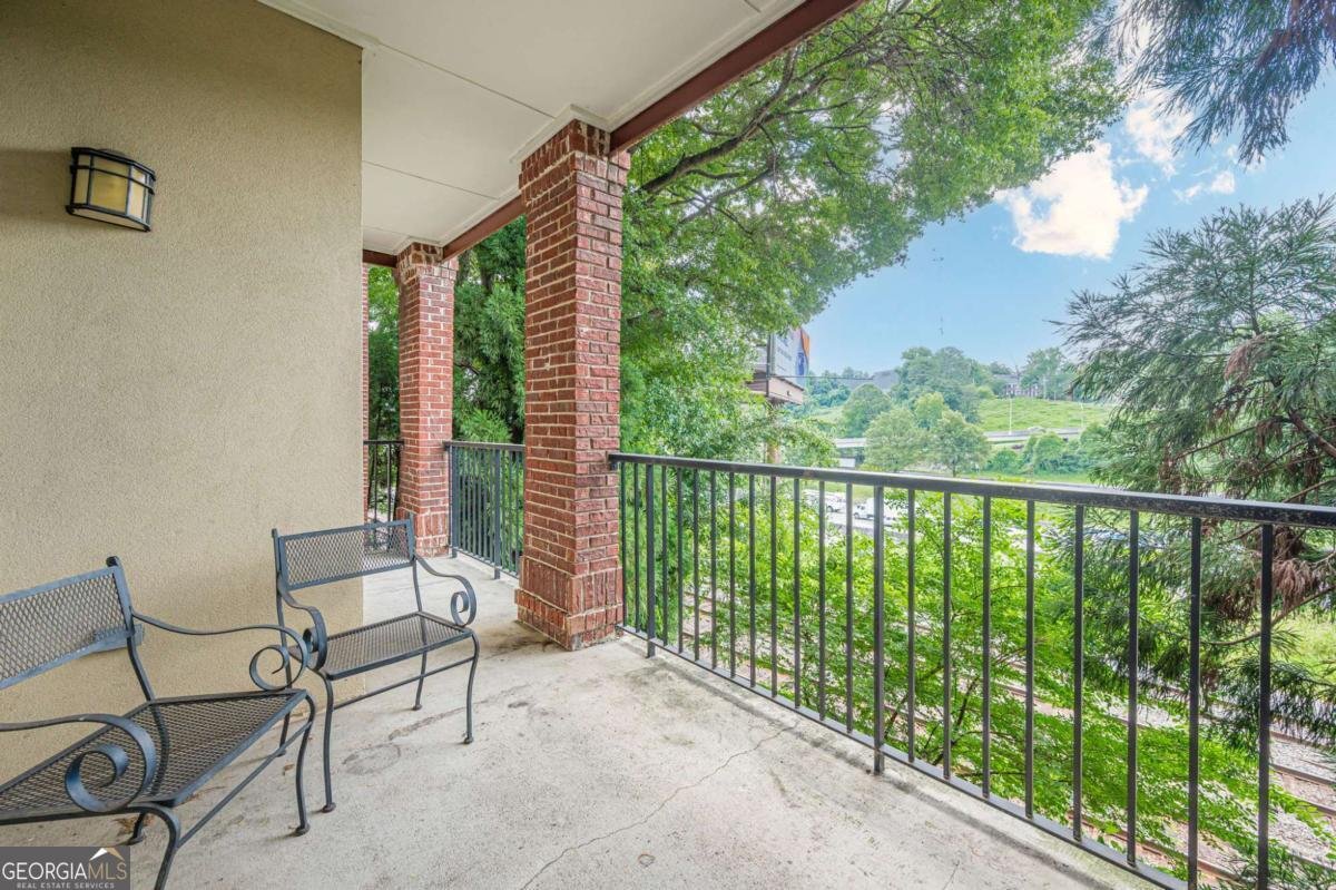 1735 PEACHTREE Street Atlanta - 28