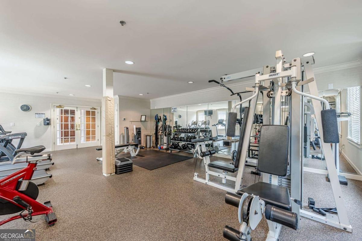 1735 PEACHTREE Street Atlanta - 32