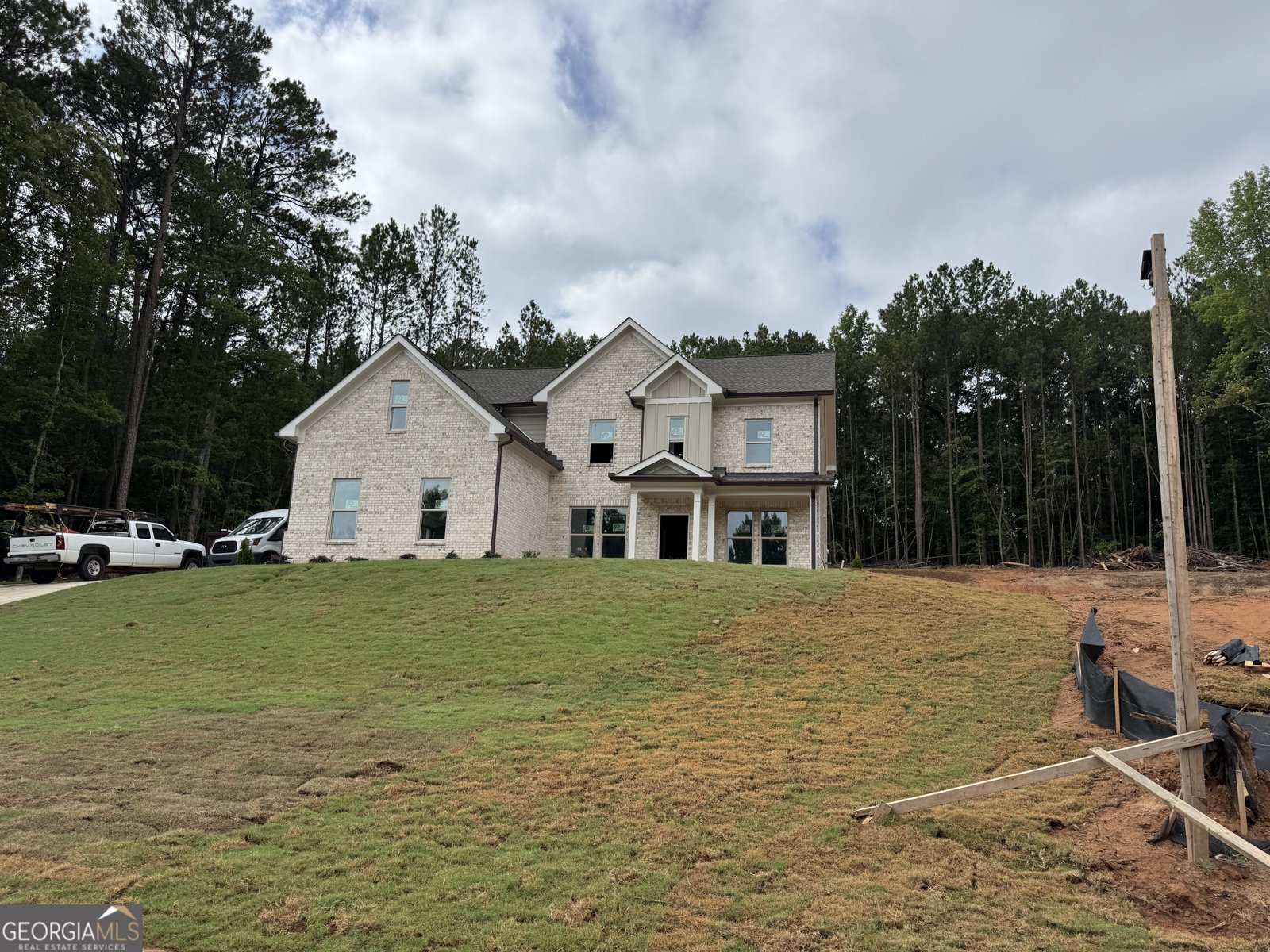 4425 Meadowwood Drive Loganville - 1
