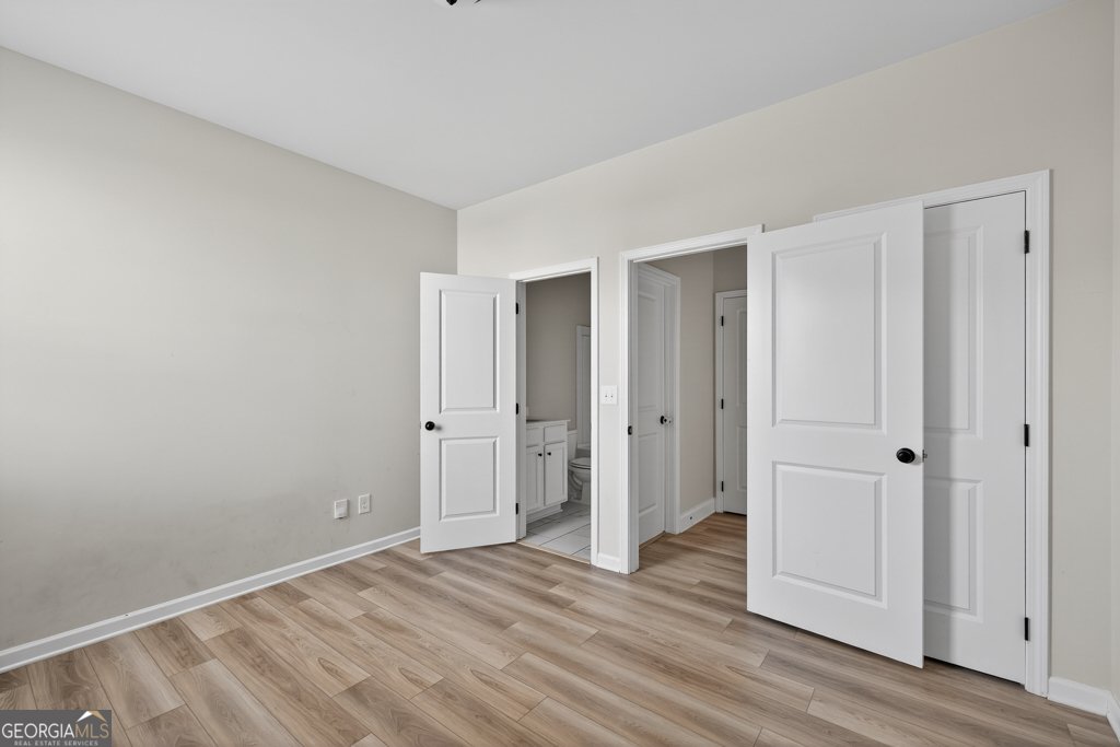 4407 Silver Oak Drive Gainesville - 23