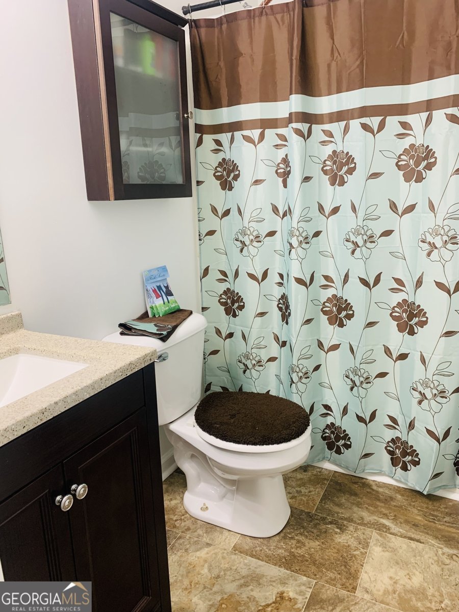 15 COBBLESTONE Court Douglasville - 33