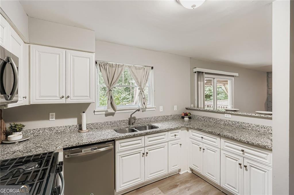 1120 Chapman Circle Stone Mountain - 11