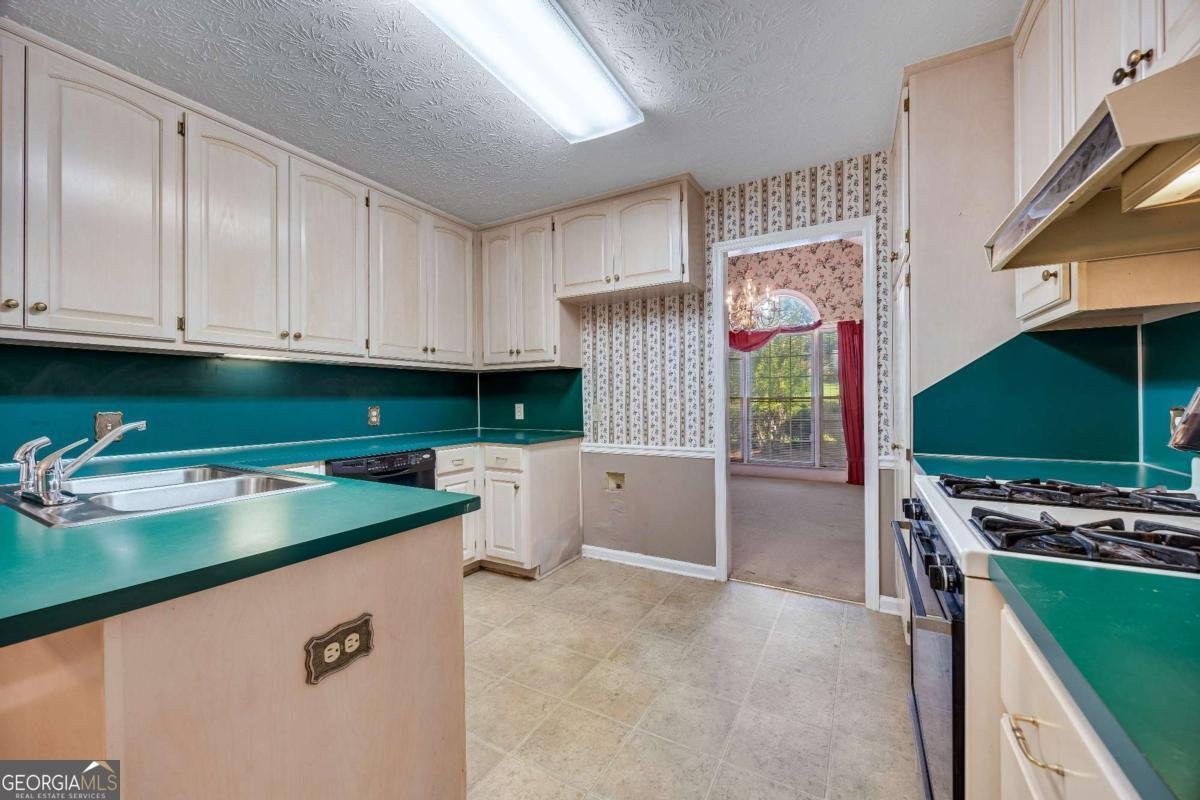 6223 INDEPENDENCE Drive Columbus - 10