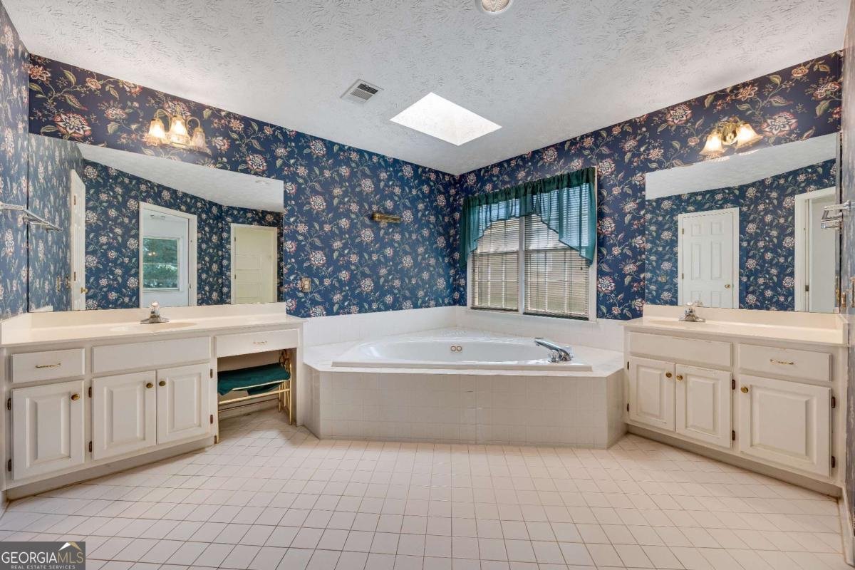 6223 INDEPENDENCE Drive Columbus - 15