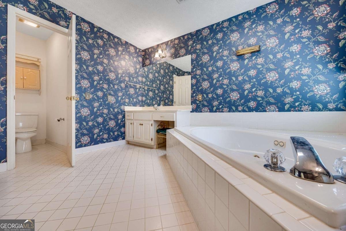 6223 INDEPENDENCE Drive Columbus - 16
