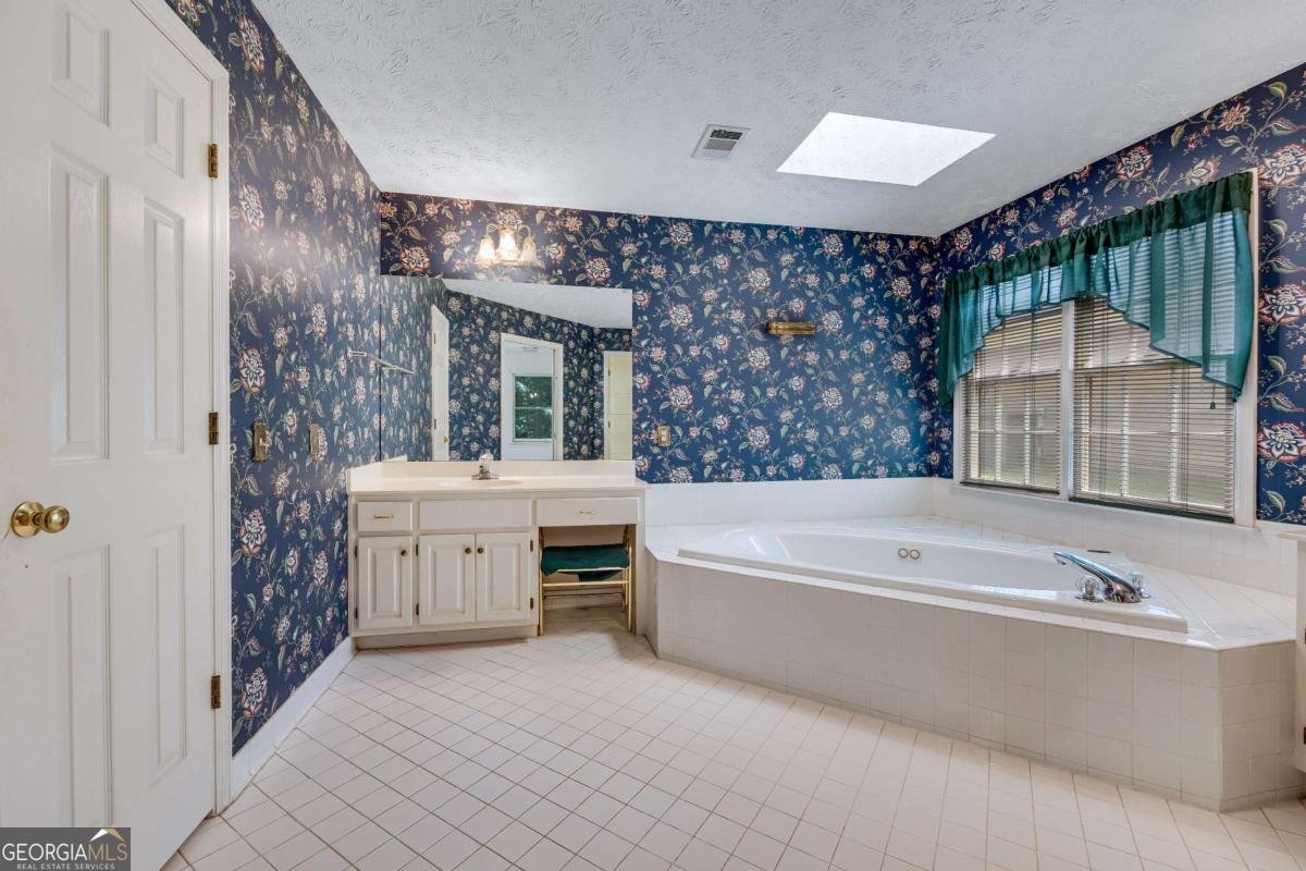 6223 INDEPENDENCE Drive Columbus - 33