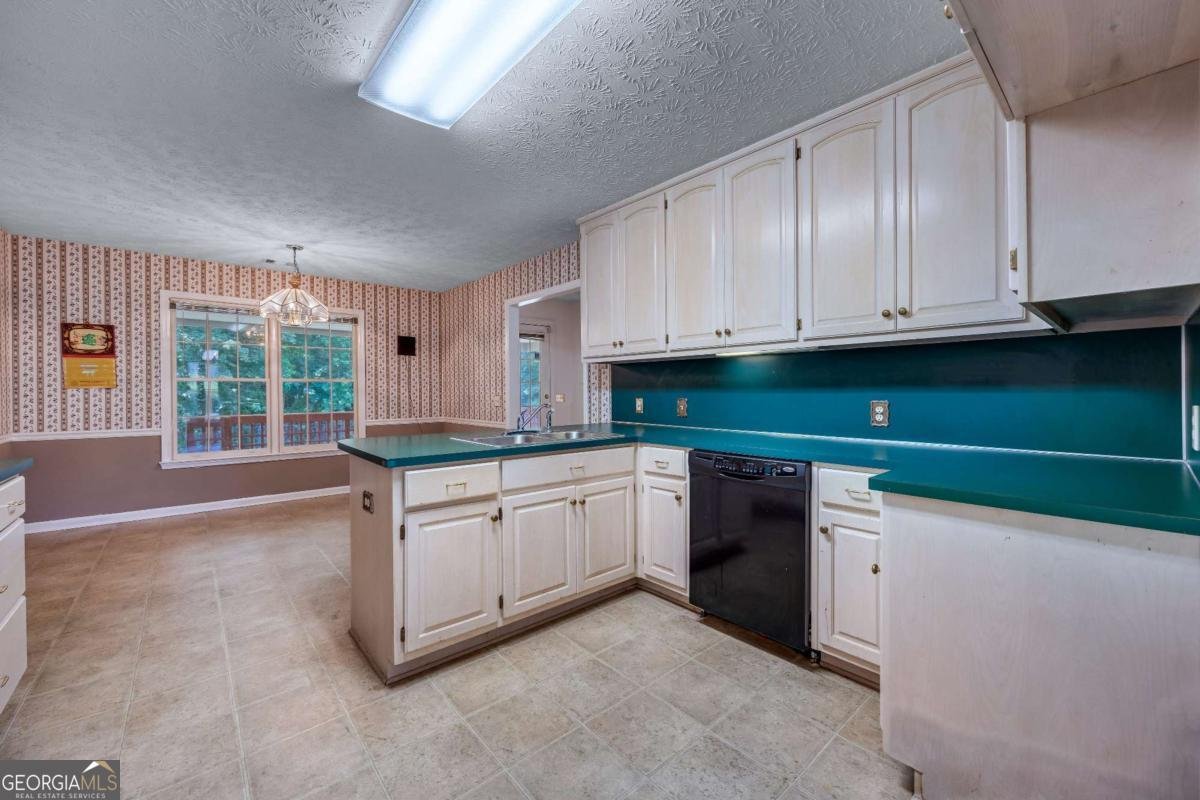 6223 INDEPENDENCE Drive Columbus - 8