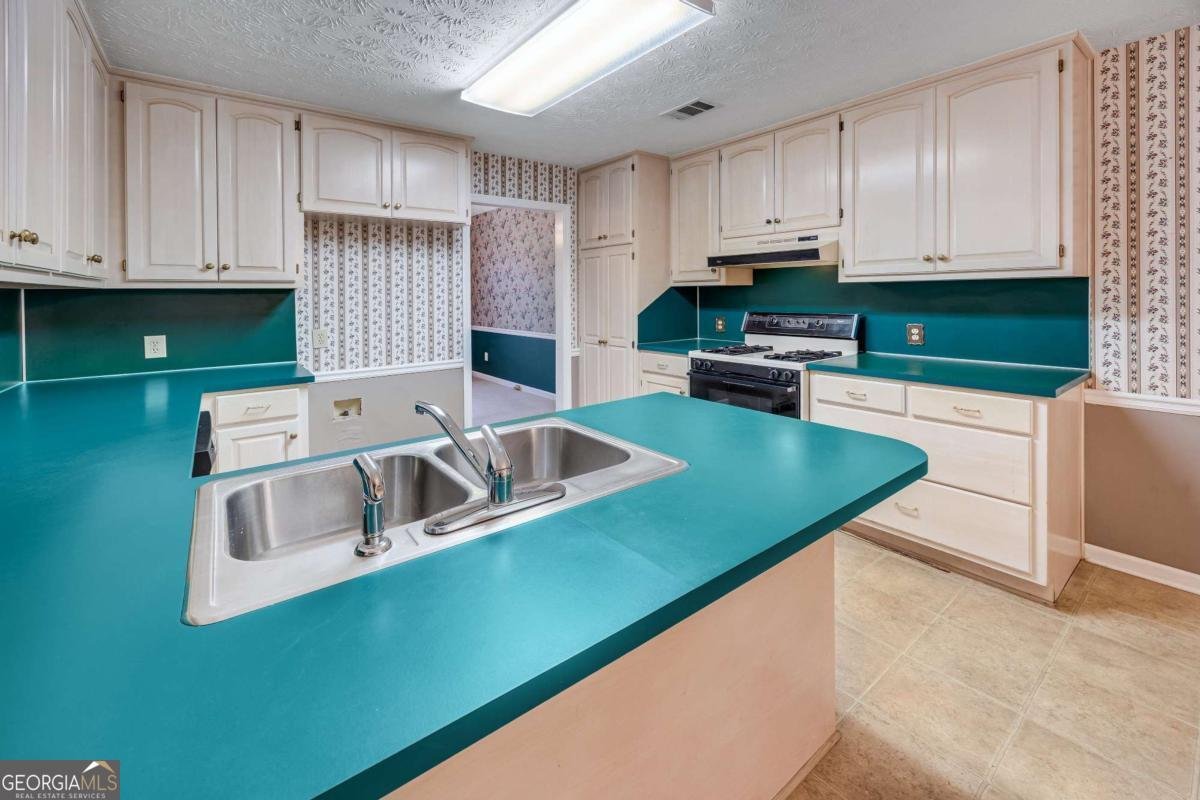 6223 INDEPENDENCE Drive Columbus - 9
