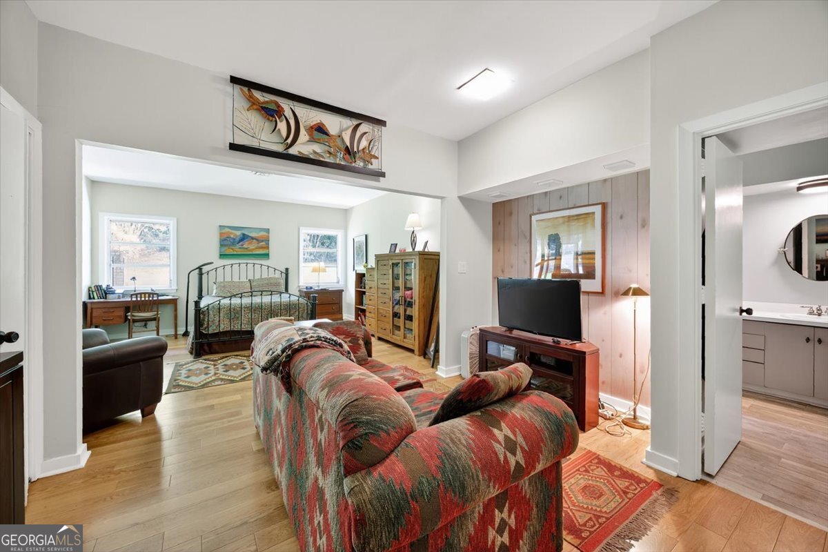 748 Captain Kell Drive Macon - 24