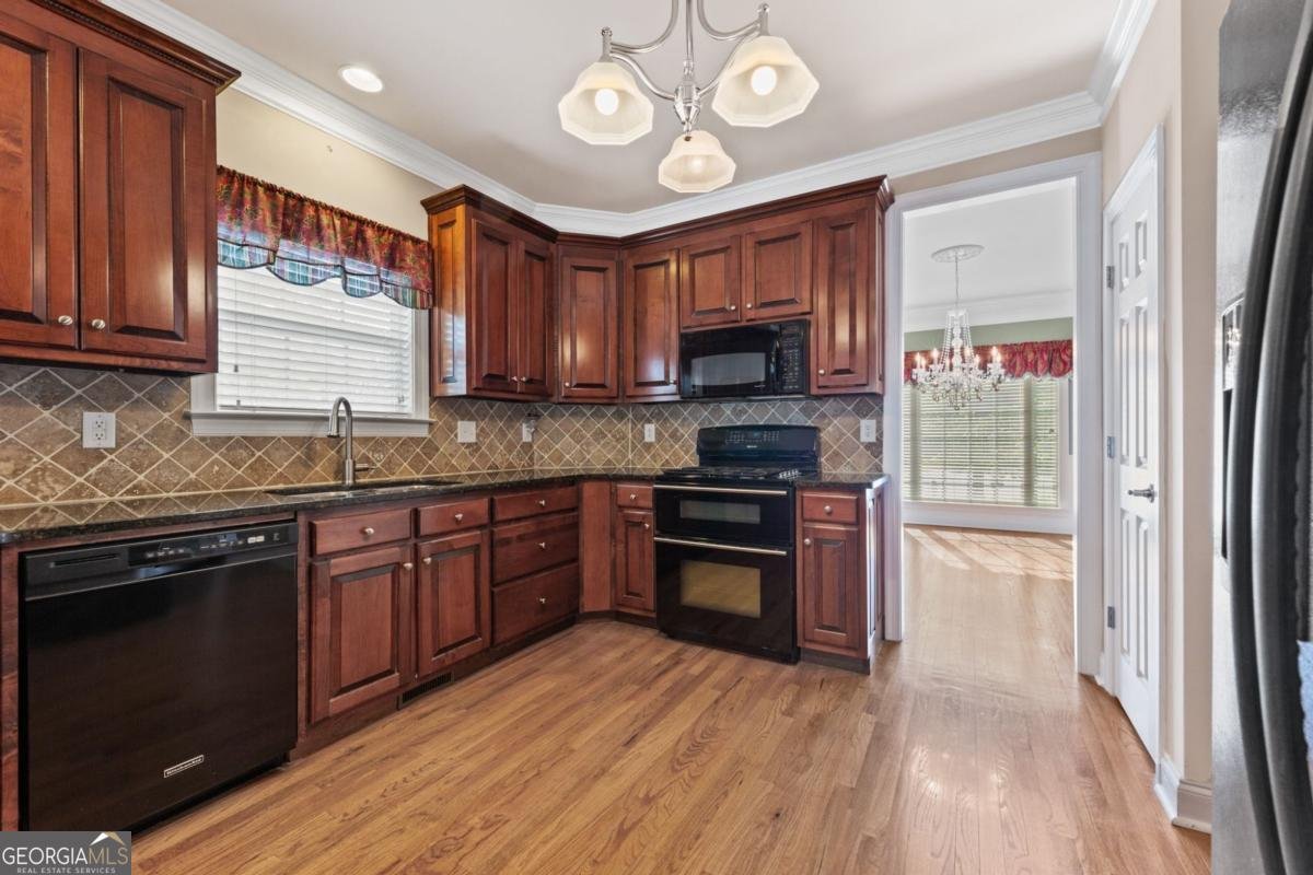 711 Wilhaven Court Loganville - 13