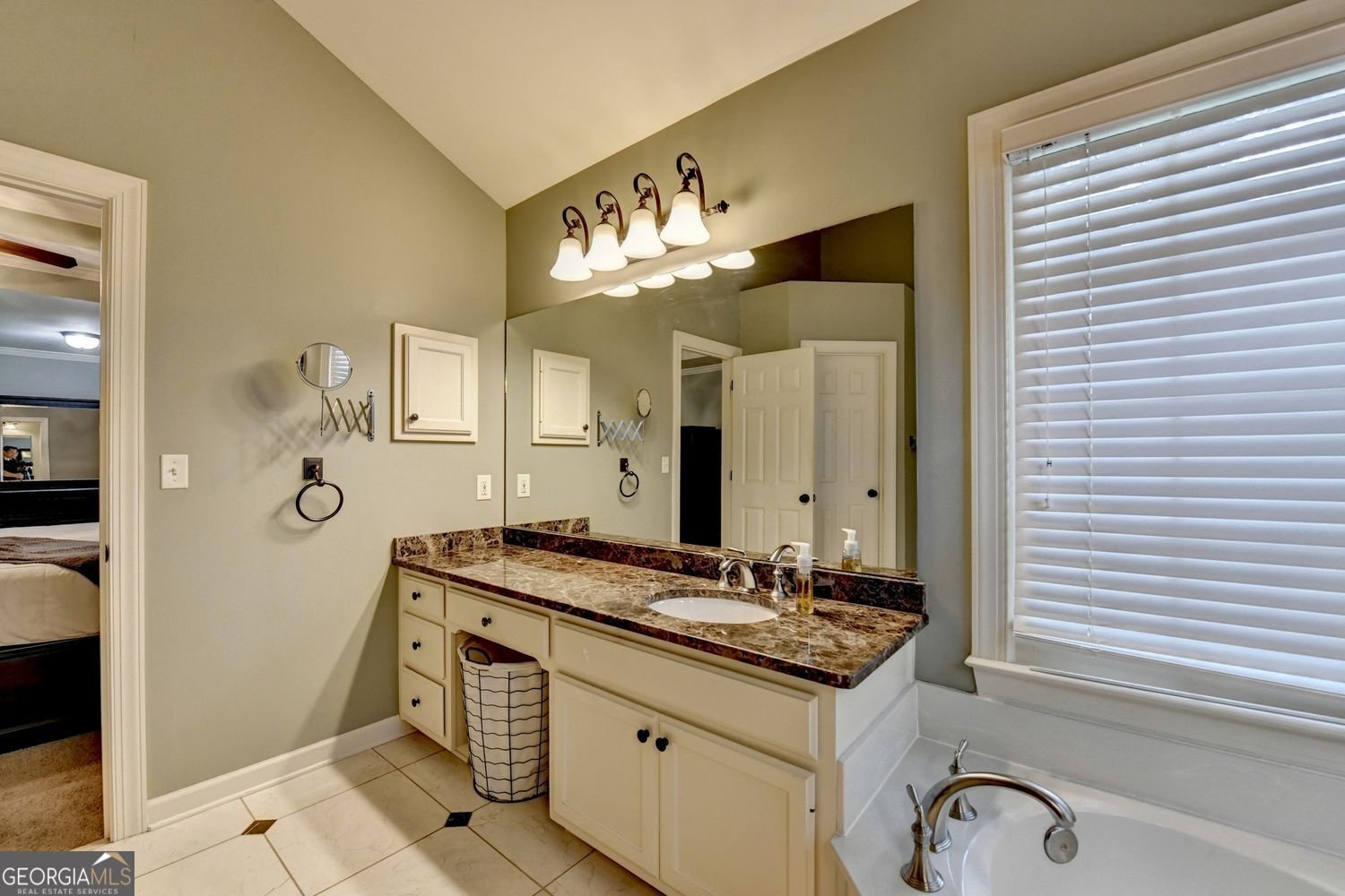 1200 Lake Washington Circle Lawrenceville - 43