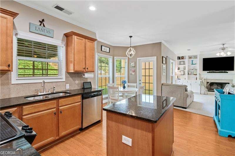 355 Thorn Creek Way Dallas - 15